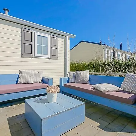 Luttikduin Nr 20 - Aan Zee