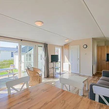 Luttikduin Nr 20 - Aan Zee