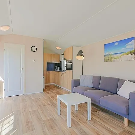 Luttikduin Nr 20 - Aan Zee