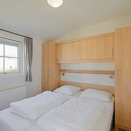 Luttikduin Nr 20 - Aan Zee * Callantsoog